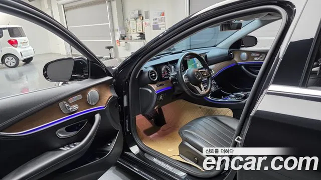 Mercedes-Benz E-Класс 2019 thumb 10