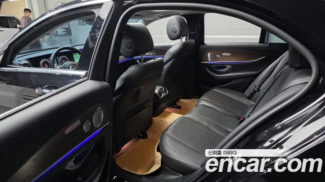 Mercedes-Benz E-Класс 2019 thumb 11