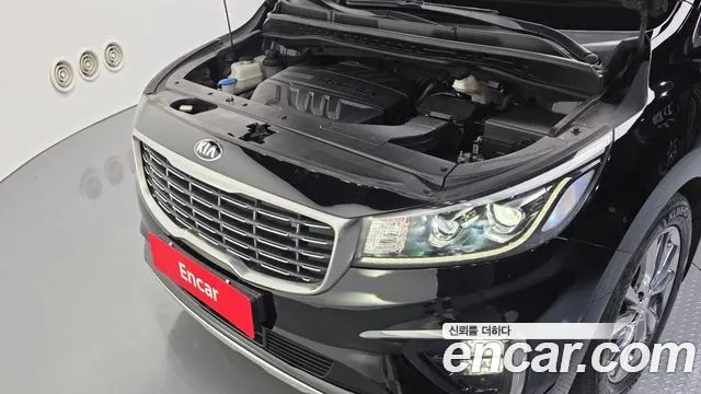 Kia Carnival 2020 thumb 6