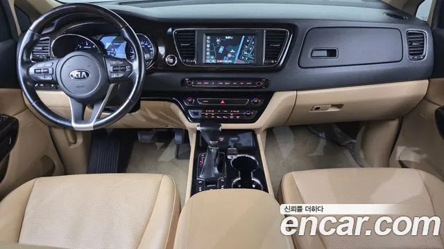 Kia Carnival 2020 thumb 7