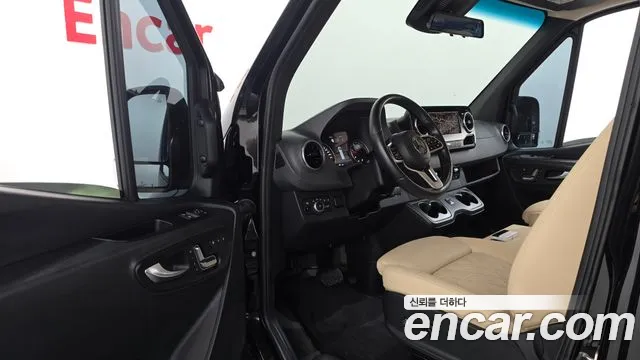 Mercedes-Benz Sprinter 2023 thumb 10