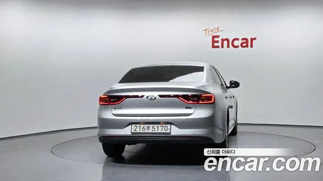 Renault-KoreaSamsung Megane 2017 thumb 4