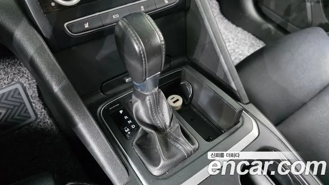 Renault-KoreaSamsung Megane 2017 thumb 9