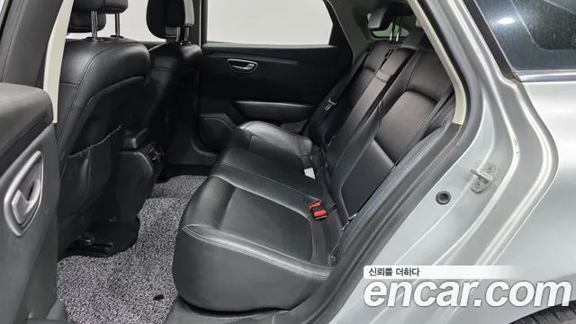 Renault-KoreaSamsung Megane 2017 thumb 11