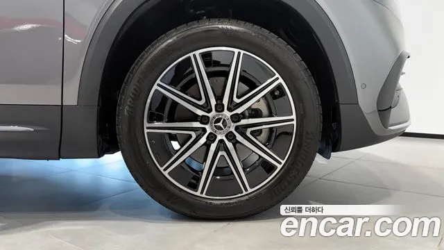 Mercedes-Benz EQB 2026 thumb 5