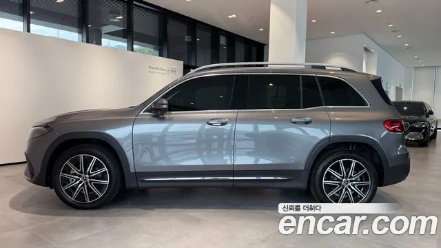 Mercedes-Benz EQB 2026 thumb 8