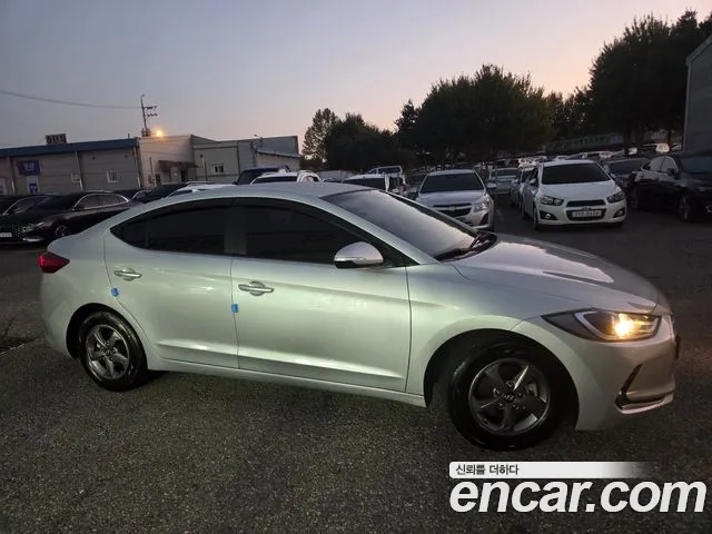 Hyundai Avante 2015 thumb 2