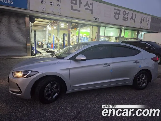 Hyundai Avante 2015 thumb 3