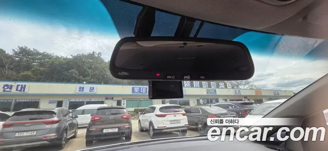 Kia Carnival 2015 thumb 7