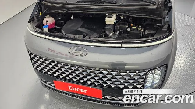 Hyundai Staria 2021 thumb 6
