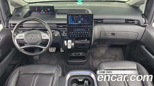Hyundai Staria 2021 thumb 7