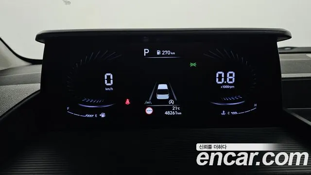 Hyundai Staria 2021 thumb 8