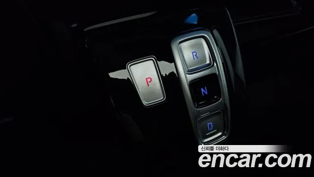 Hyundai Staria 2021 thumb 9