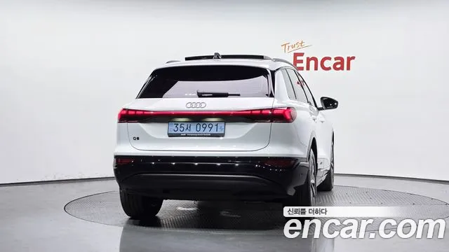 Audi Q6 e-tron 2025 thumb 3