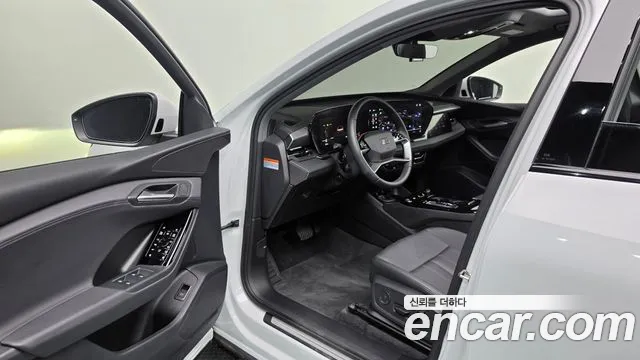 Audi Q6 e-tron 2025 thumb 9