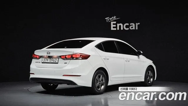 Hyundai Avante 2015 thumb 2