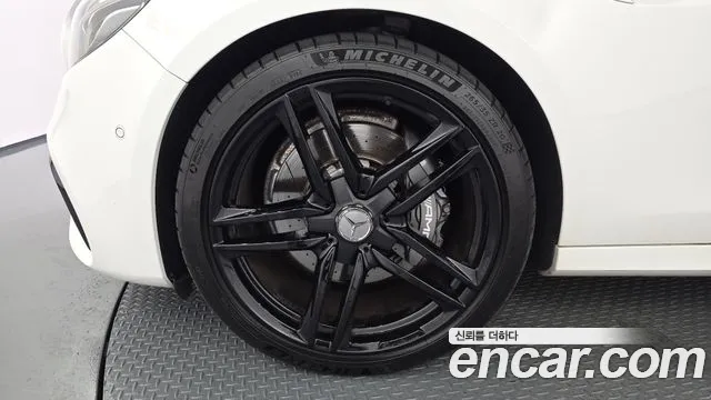Mercedes-Benz E-Класс 2019 thumb 5