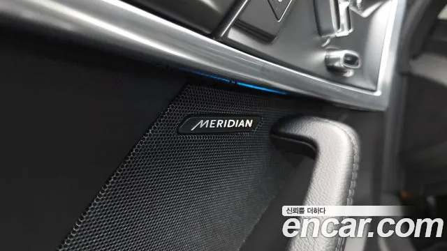Jaguar F-Type 2020 thumb 11