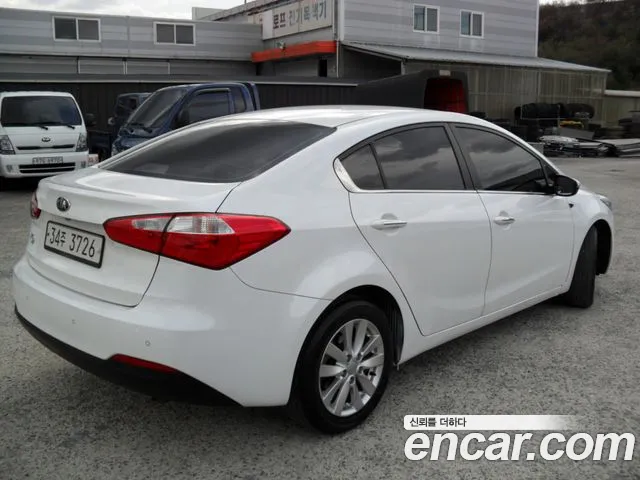 Kia K3 2013 thumb 6
