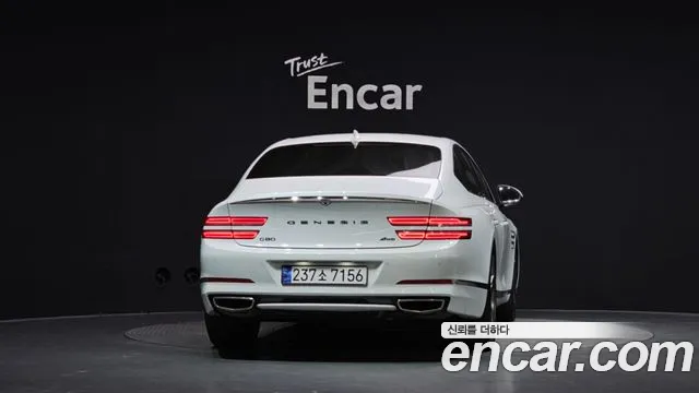 Genesis G80 2022 thumb 4