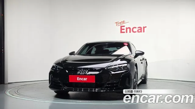 Audi RS e-tron GT 2022 thumb 3