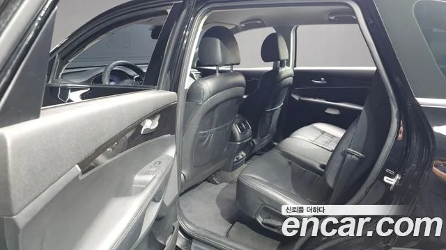 Kia Sorento 2017 thumb 12