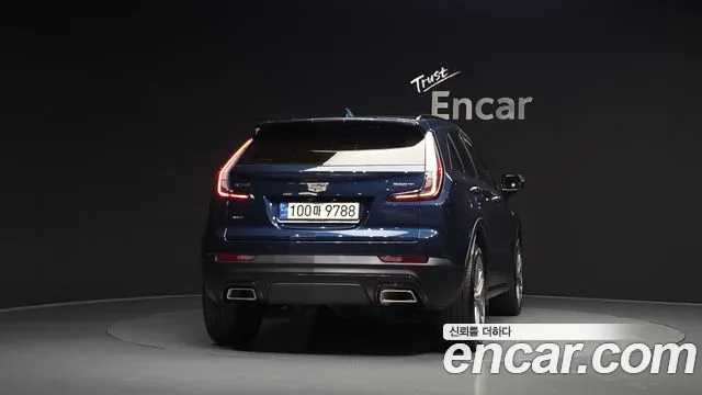 Cadillac XT4 2021 thumb 3
