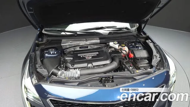 Cadillac XT4 2021 thumb 5