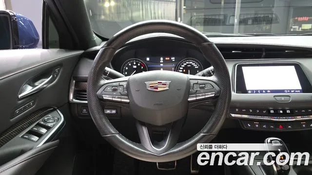 Cadillac XT4 2021 thumb 12