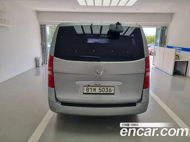 Hyundai Starex 2015 thumb 4