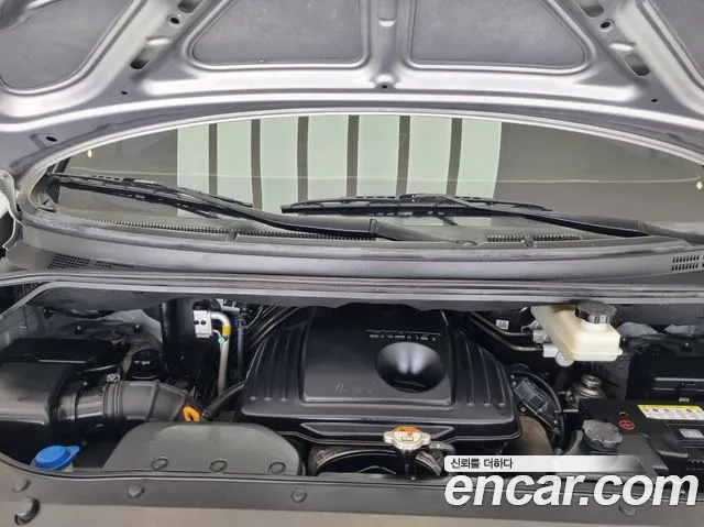 Hyundai Starex 2015 thumb 6