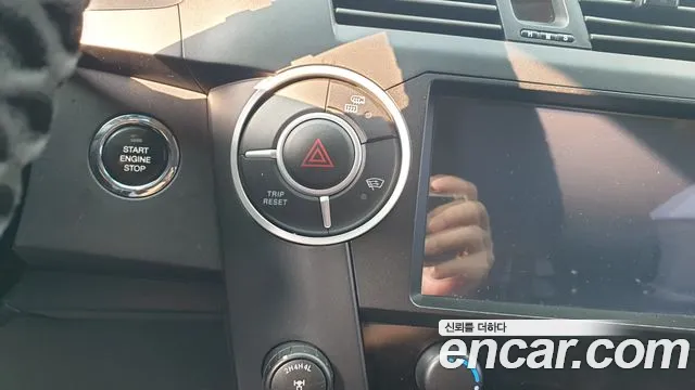 KG_Mobility_Ssangyong KORANDO 2014 thumb 4