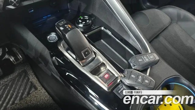 Peugeot 3008 2019 thumb 8