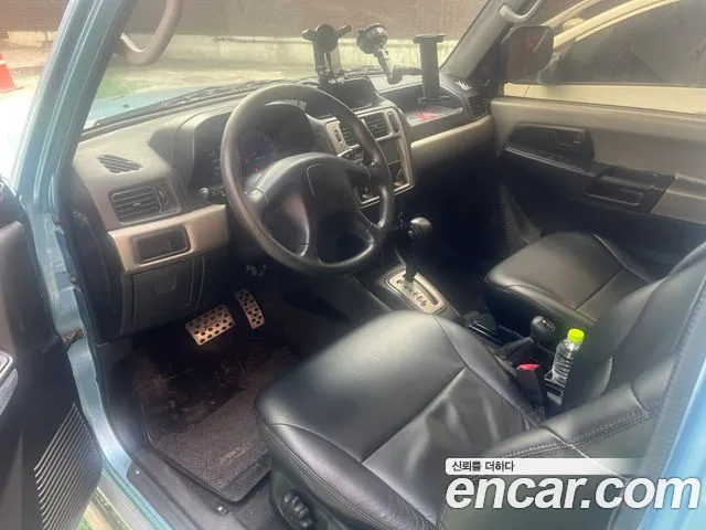 Mitsubishi Pajero 2004 thumb 7