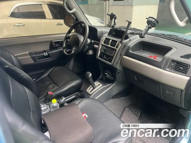 Mitsubishi Pajero 2004 thumb 10