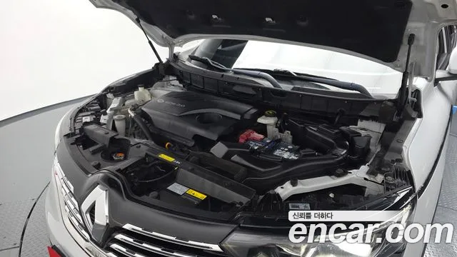 Renault-KoreaSamsung Koleos 2019 thumb 5