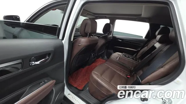 Renault-KoreaSamsung Koleos 2019 thumb 11