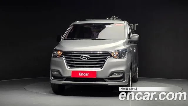Hyundai Starex 2018 thumb 2