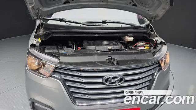 Hyundai Starex 2018 thumb 5