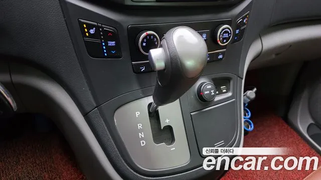 Hyundai Starex 2018 thumb 8
