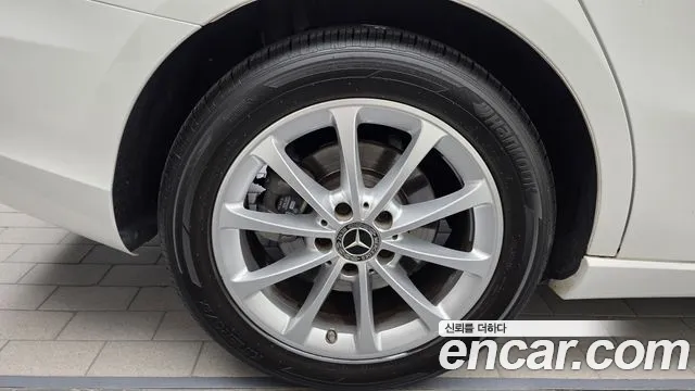 Mercedes-Benz A-Класс 2020 thumb 5