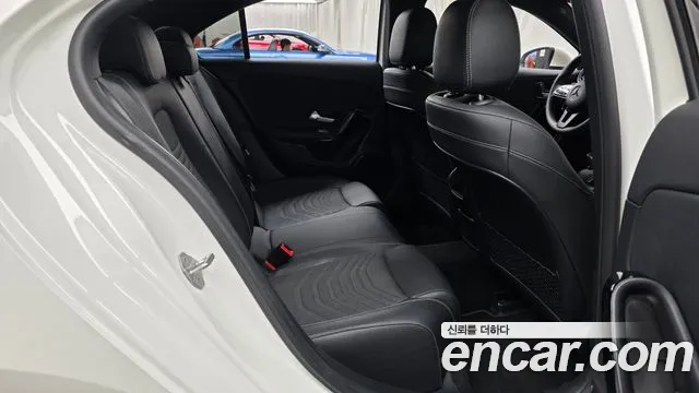 Mercedes-Benz A-Класс 2020 thumb 11