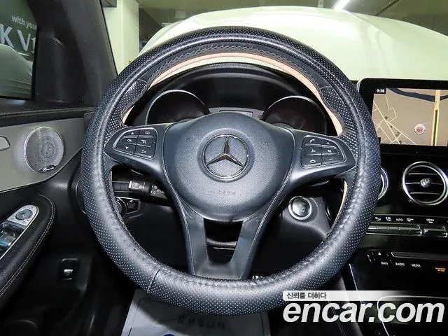 Mercedes-Benz GLC 2019 thumb 8