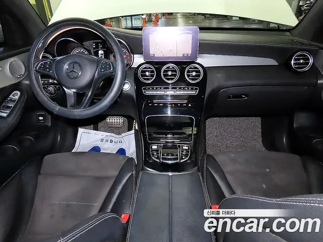 Mercedes-Benz GLC 2019 thumb 10
