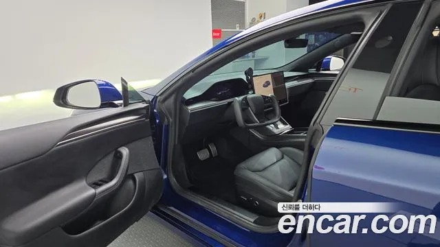 Tesla Model S 2023 thumb 9