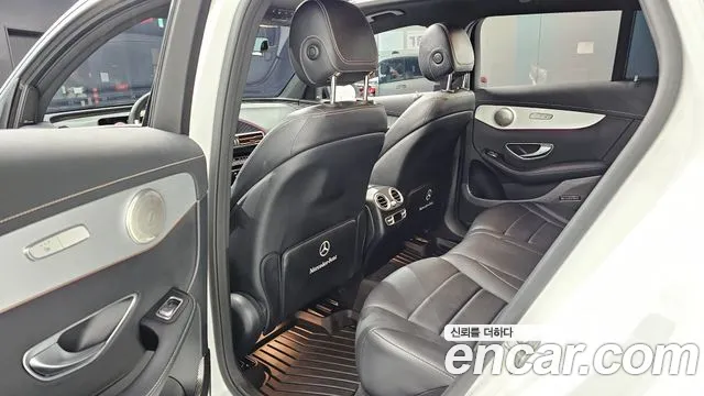 Mercedes-Benz EQC 2020 thumb 11