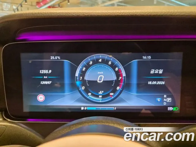 Mercedes-Benz E-Класс 2016 thumb 8