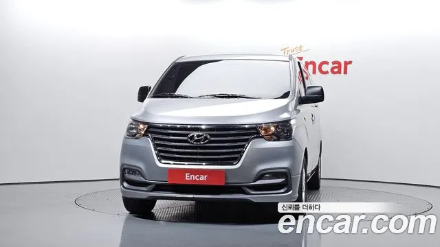 Hyundai Starex 2019 thumb 3