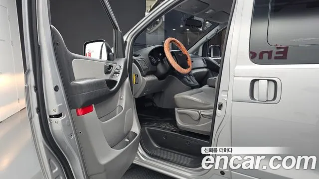Hyundai Starex 2019 thumb 10