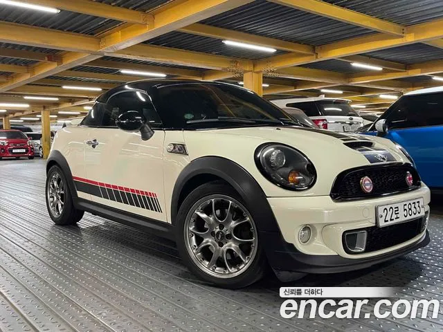 MINI Coupe 2011 thumb 3